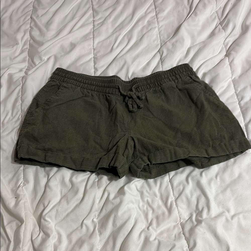 Old Navy Green Athletic Shorts Lightweight Design